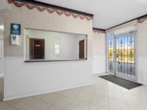 4015 N Highway 1, Cocoa, FL à vendre Photo intérieure- Image 2 de 21