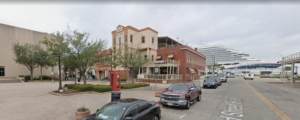 111 23rd St, Galveston, TX à louer - Photo du bâtiment - Image 1 de 25