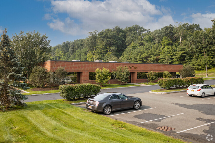 10 British American Blvd, Latham, NY for sale - Building Photo - Image 1 of 1