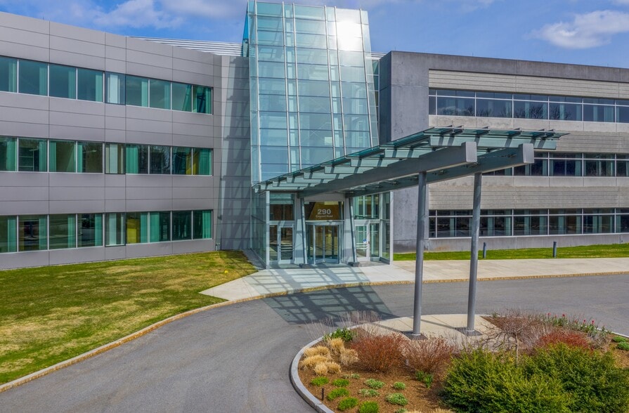 290 Concord Rd, Billerica, MA for lease - Building Photo - Image 3 of 7