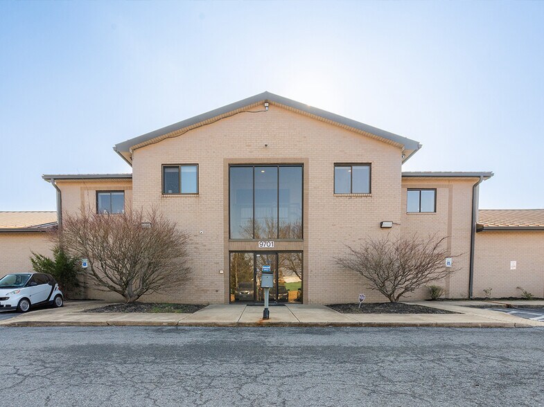 9701 Fallard Ct, Upper Marlboro, MD à vendre - Photo du bâtiment - Image 2 de 10