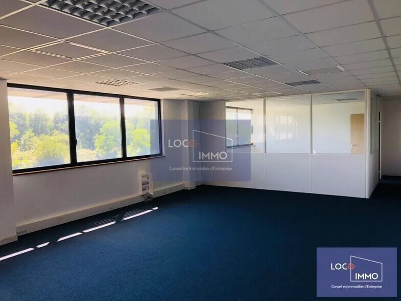 Flex dans SAINT-JEAN-D'ILLAC à louer - Photo intérieure - Image 3 de 8