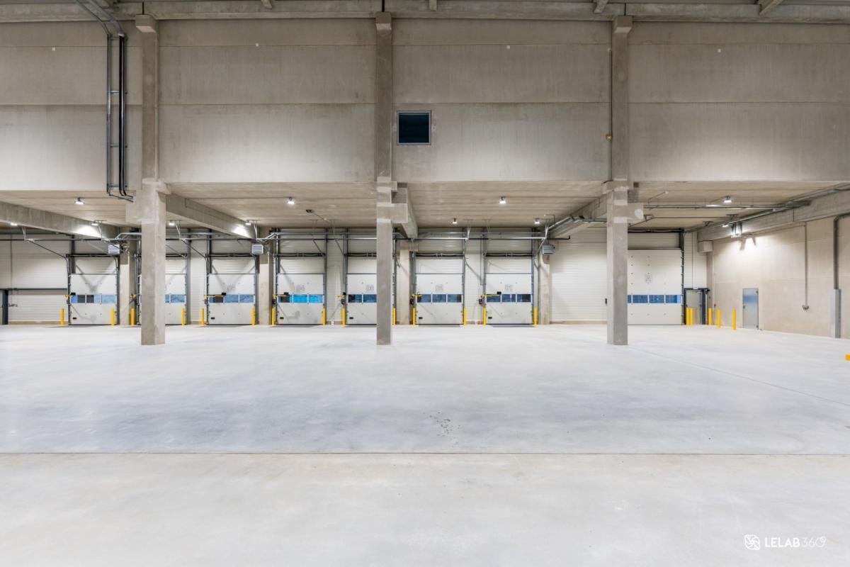 Industrial in Conflans-Sainte-Honorine for lease Interior Photo- Image 1 of 8