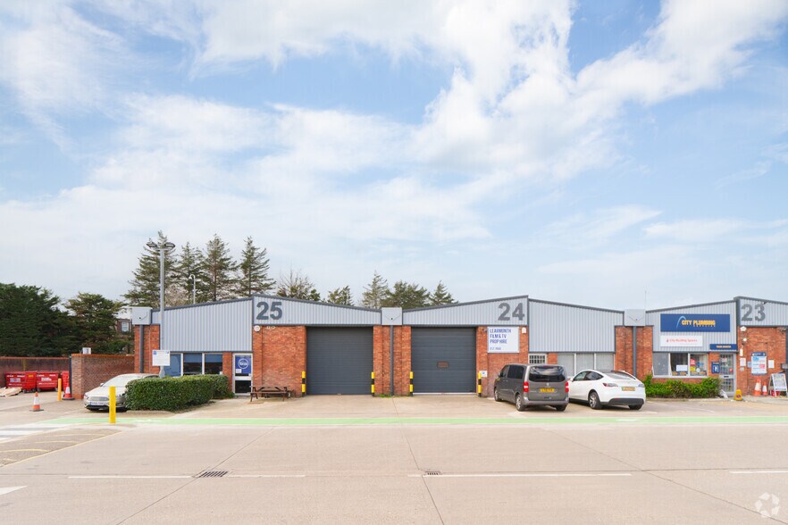 The Vale, Londres à louer - Photo du bâtiment - Image 2 de 7