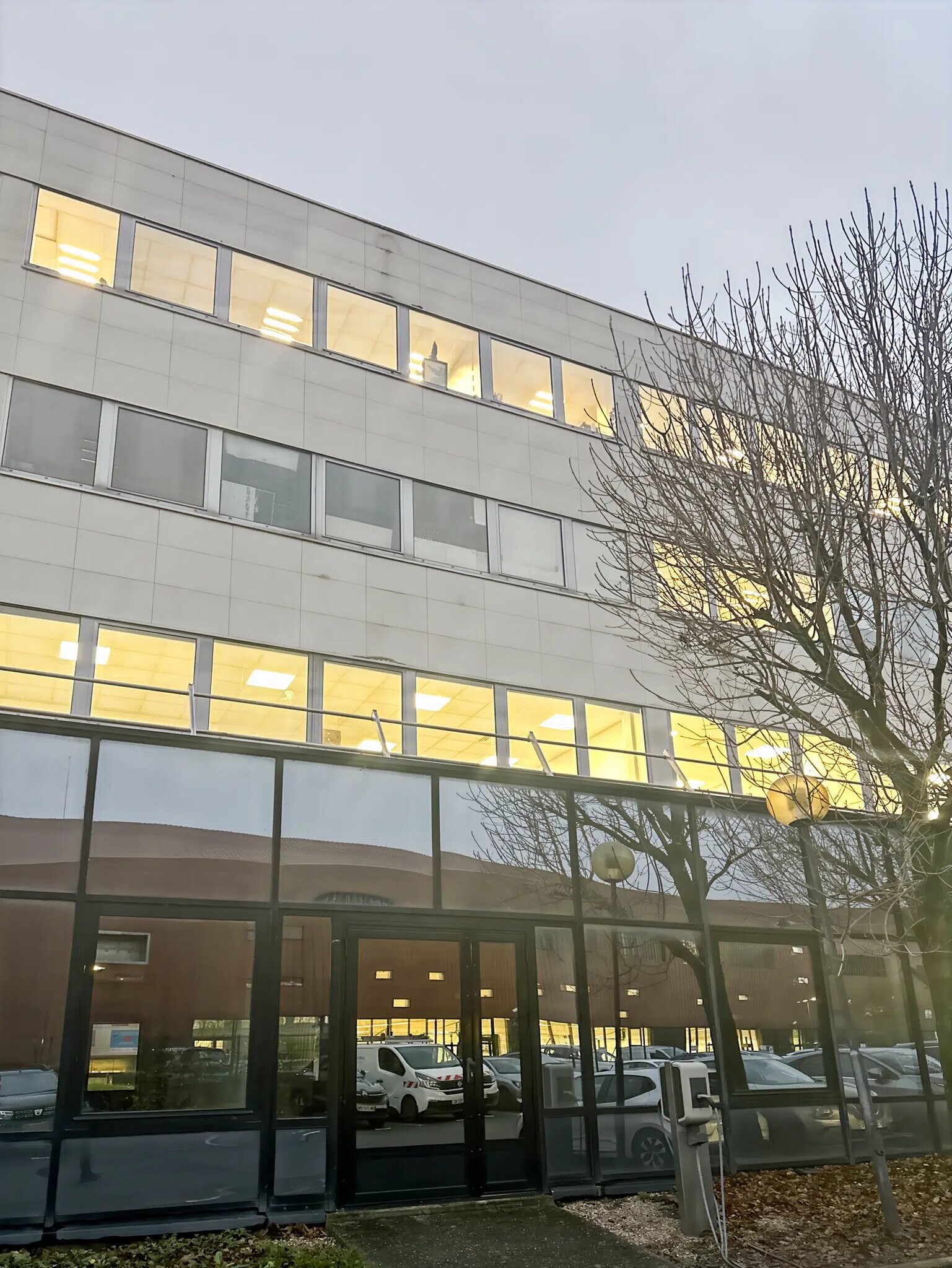 Bureau dans Gennevilliers à vendre Photo principale- Image 1 de 12
