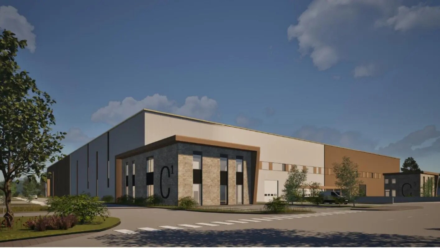 Flex in Villefontaine for lease Primary Photo- Image 1 of 7