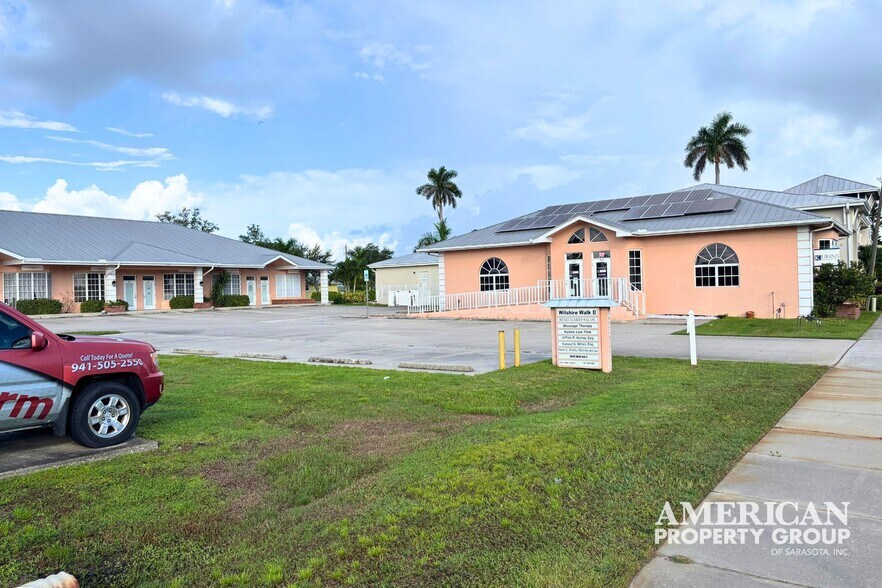 425 Cross St, Punta Gorda, FL à louer - Photo du bâtiment - Image 2 de 5