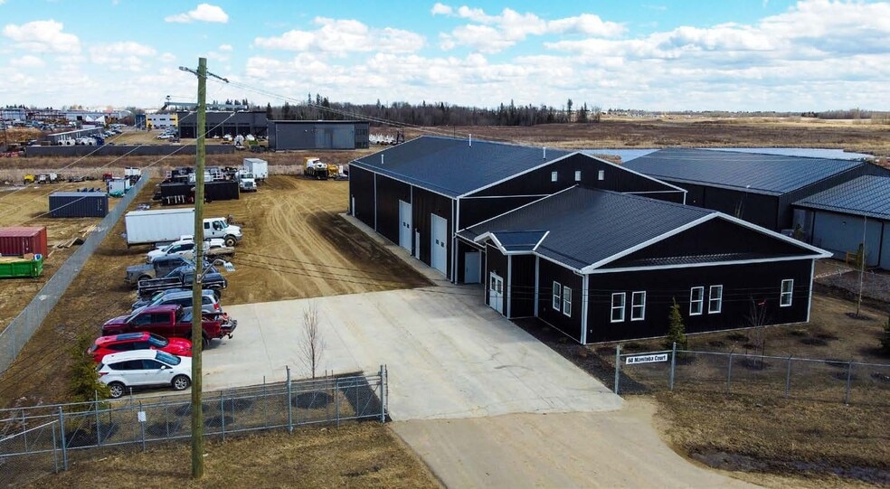 60 Manitoba Crt, Spruce Grove, AB for sale - Building Photo - Image 3 of 4