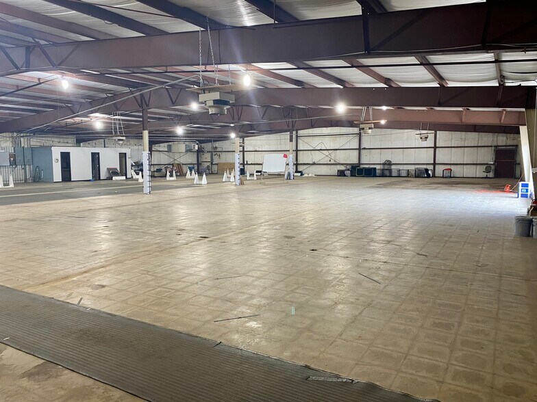 203 S Madison St, Prairie City, IA à vendre - Photo intérieure - Image 2 de 9