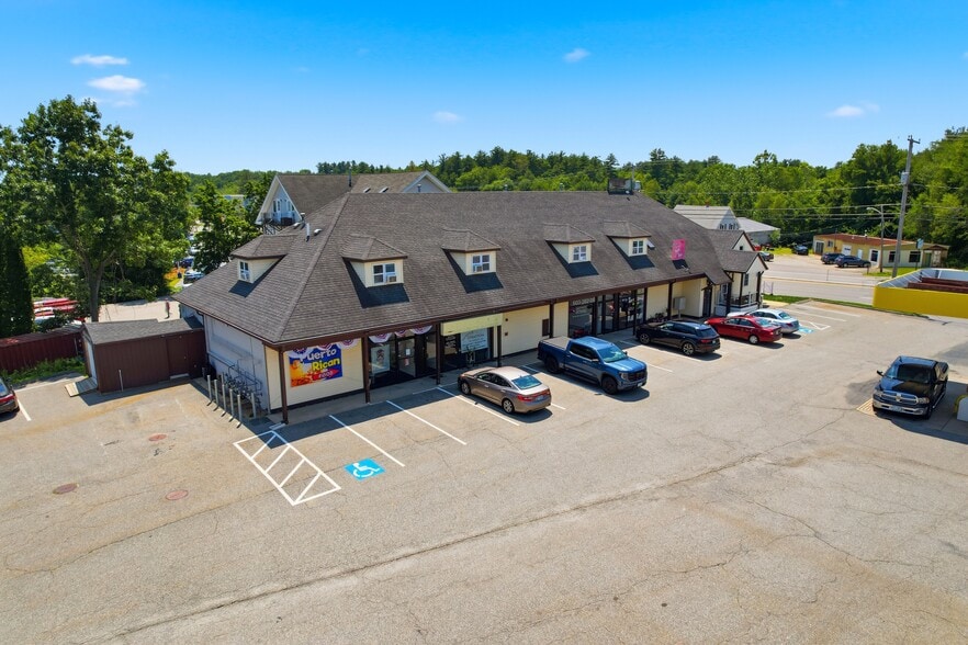 93A Plaistow Rd, Plaistow, NH for sale - Primary Photo - Image 1 of 4