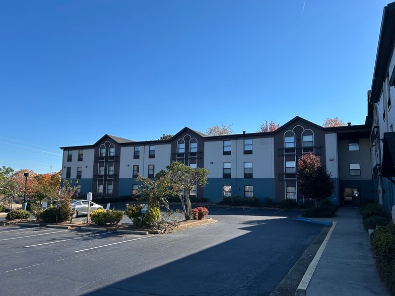 1255 Franklin Rd SE, Marietta, GA for sale - Primary Photo - Image 1 of 2