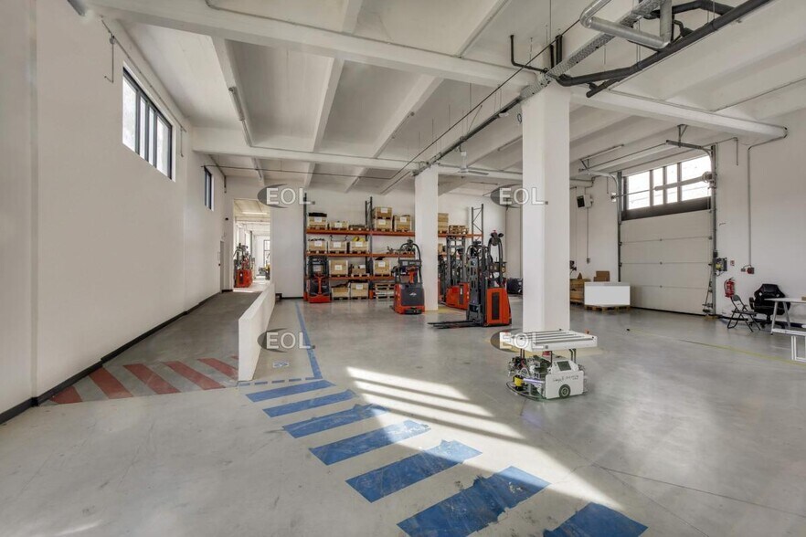 Flex dans Ivry-sur-Seine à louer - Photo du bâtiment - Image 3 de 28