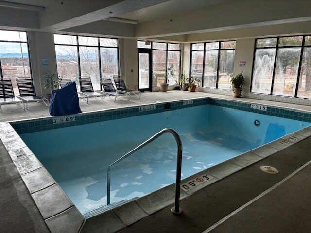 8000 E Peakview Ave, Greenwood Village, CO à vendre - Photo du bâtiment - Image 3 de 18