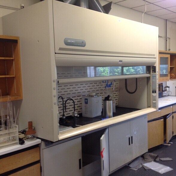 193 Marsh Hill Rd, Orange, CT à vendre - Photo intérieure - Image 2 de 9