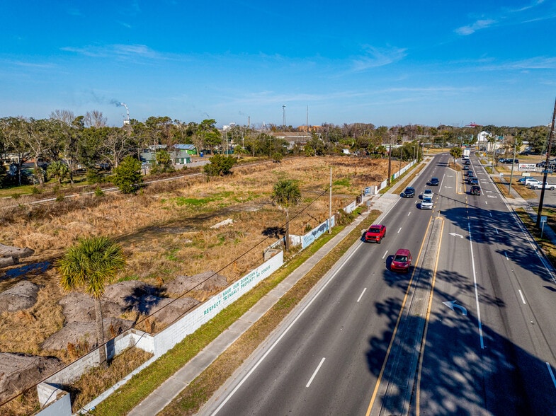 1315 S 8th St, Fernandina Beach, FL à vendre - Aérien - Image 3 de 12
