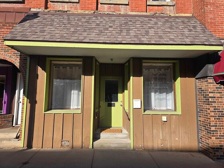 40 & 50 Main Street street, Platteville, WI à vendre - Photo du bâtiment - Image 3 de 8