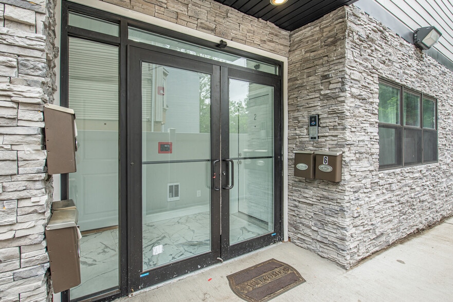 191 Broadway, Paterson, NJ for sale - Building Photo - Image 3 of 8