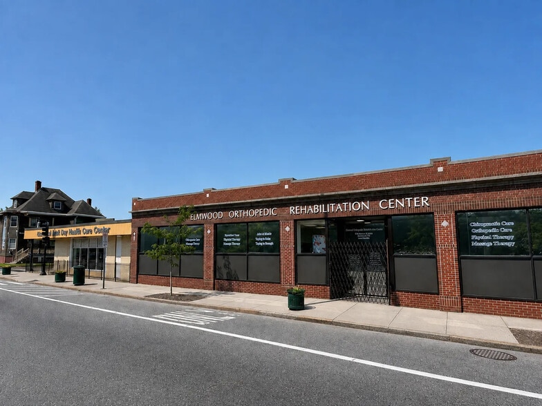 209 Elmwood Ave, Providence, RI for sale - Building Photo - Image 2 of 8