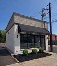 1620 W Lawrence Ave, Chicago, IL à louer Photo du bâtiment- Image 2 de 6