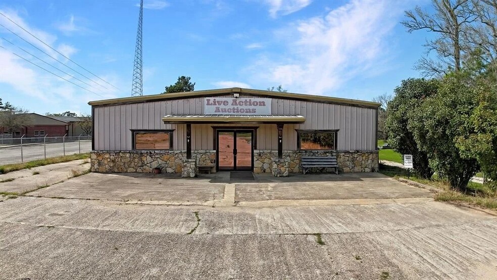 3205 U S Highway 59 N, Livingston, TX à vendre - Photo du bâtiment - Image 1 de 18