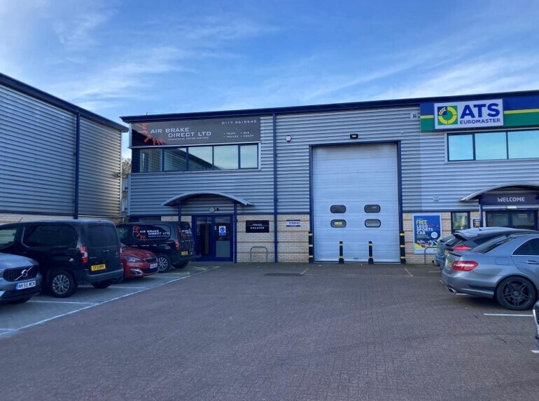 Tamar Rd, Bristol à louer - Photo du bâtiment - Image 2 de 2