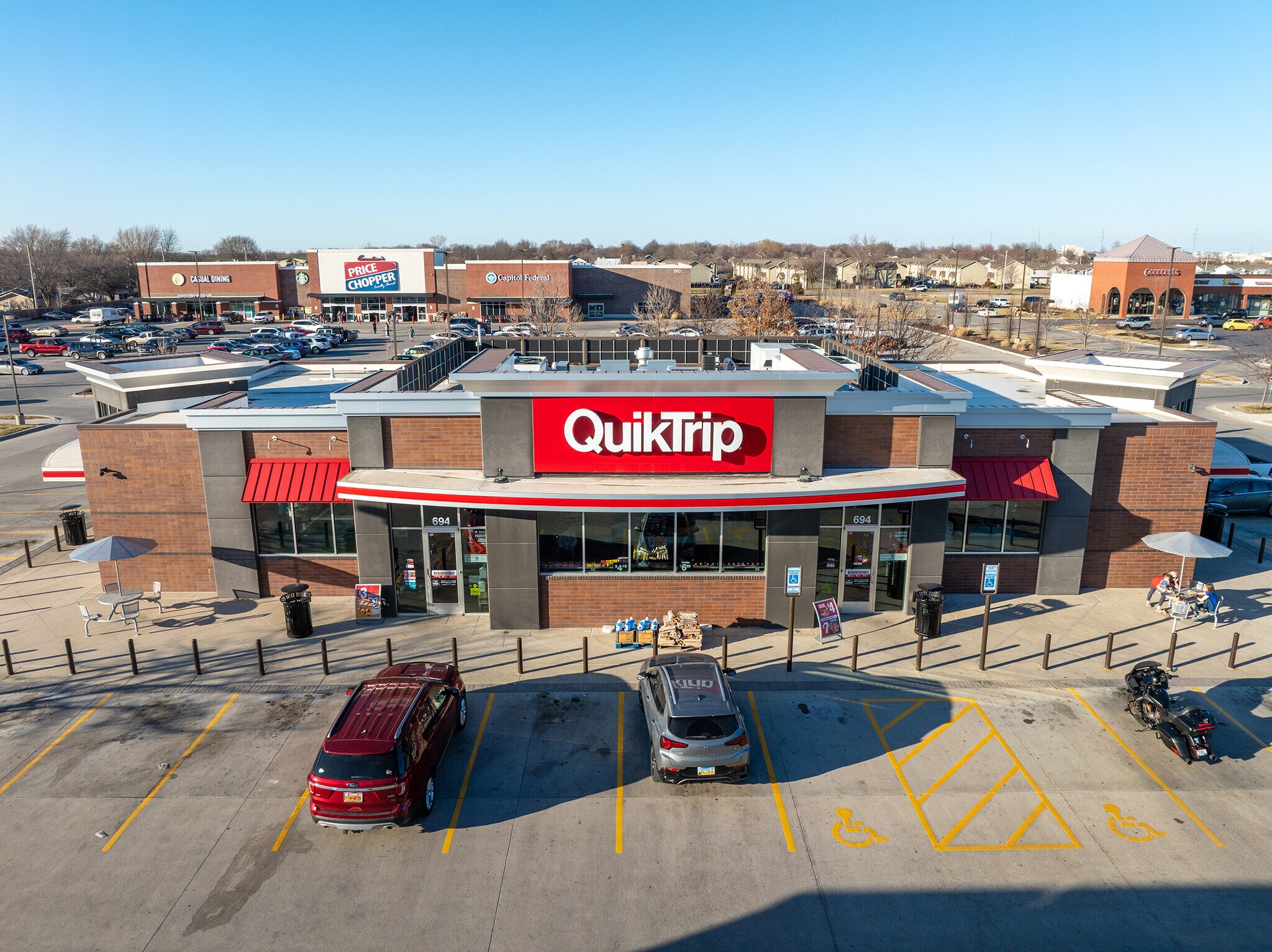 694 E Main St, Gardner, KS à vendre Photo principale- Image 1 de 3