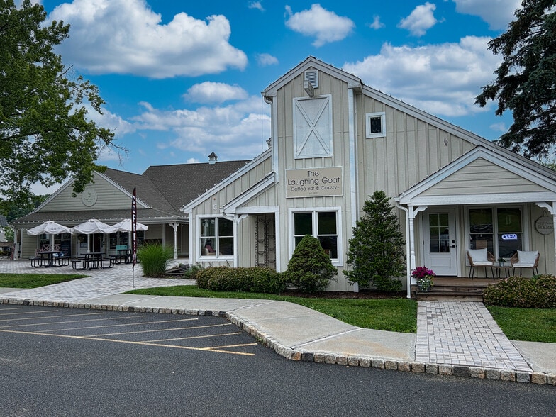 75 State Route 15, Lafayette, NJ for lease - Building Photo - Image 1 of 55