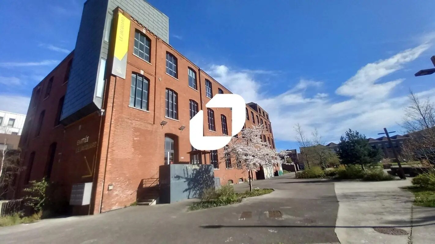 Office in Roubaix for lease Building Photo- Image 1 of 15