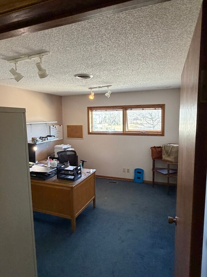 5901 S 58th St, Lincoln, NE 68516 - Unit D -  - Interior Photo - Image 1 of 7