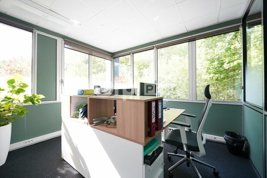 4 Allée De La Combe, Lissieu for sale - Interior Photo - Image 1 of 6