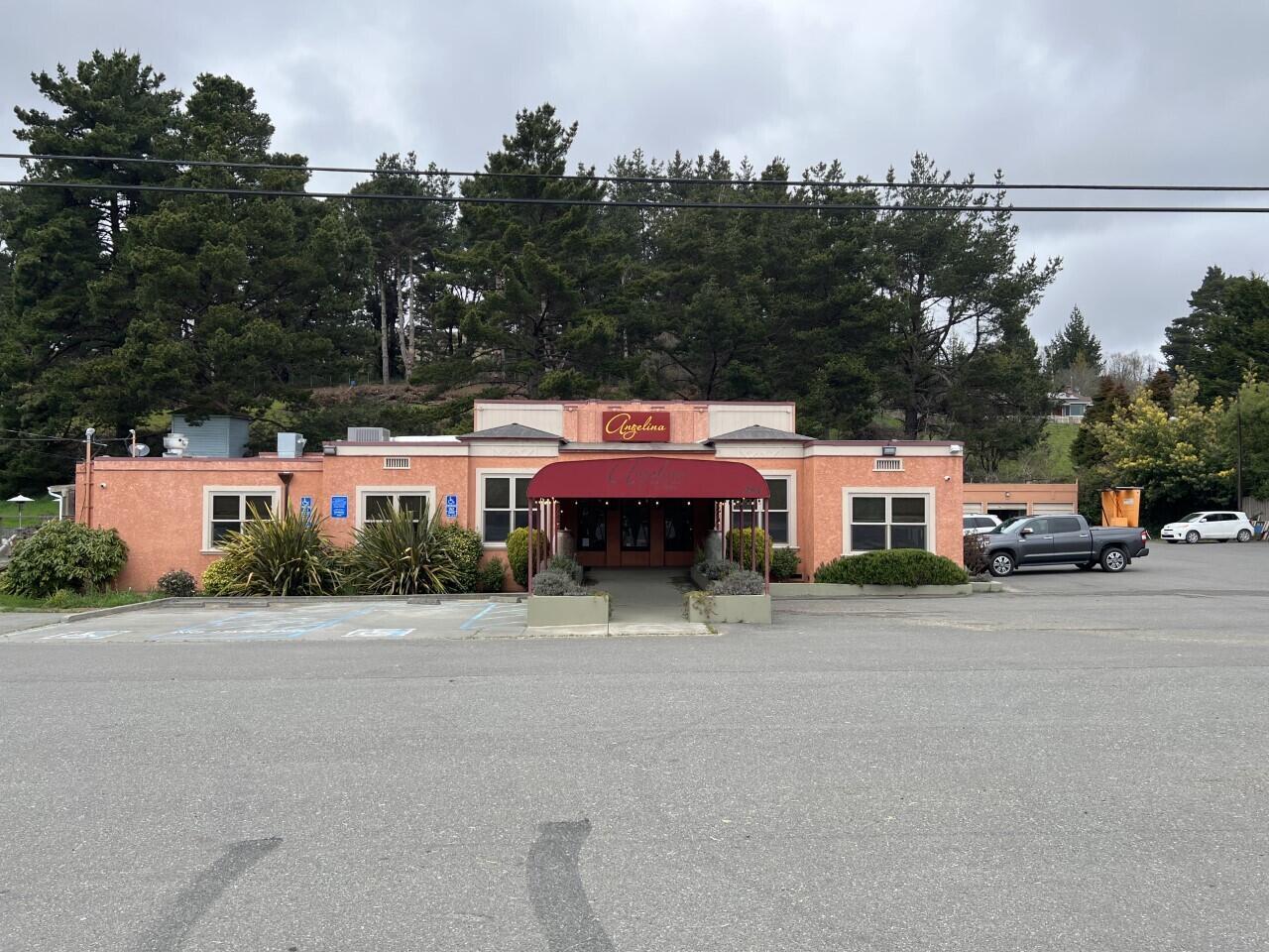 281 Fernbridge Dr, Fortuna, CA à vendre Photo du bâtiment- Image 1 de 26