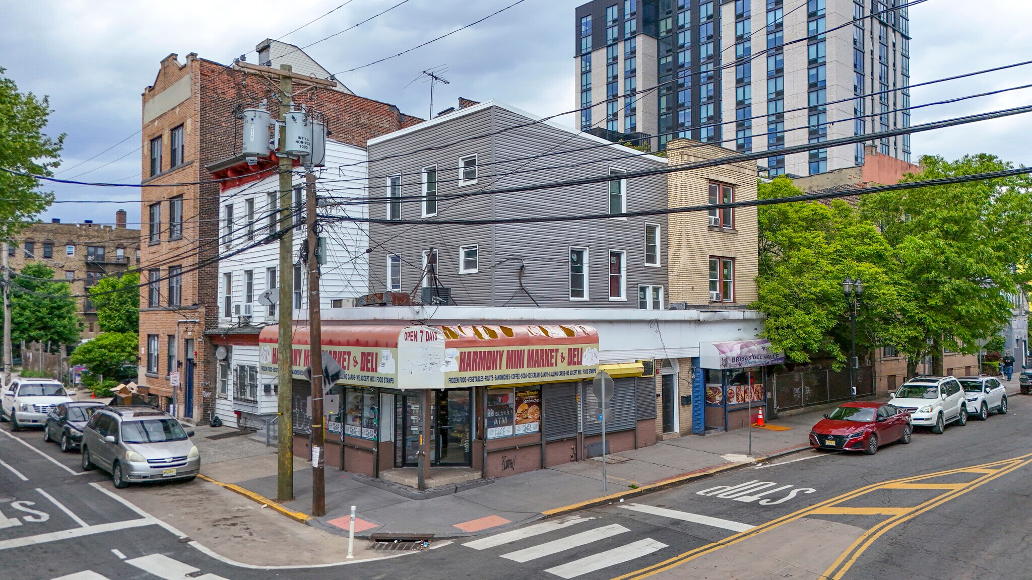 104 Storms Ave, Jersey City, NJ à vendre Photo principale- Image 1 de 18
