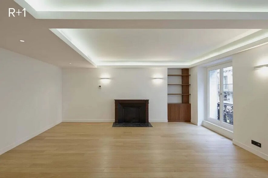 Bureau dans Paris à louer - Photo du bâtiment - Image 2 de 10