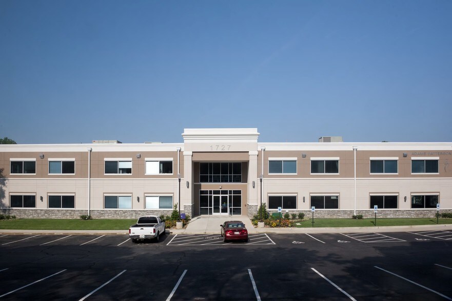 1727 Kirby Pky, Memphis, TN à louer - Photo du bâtiment - Image 3 de 3