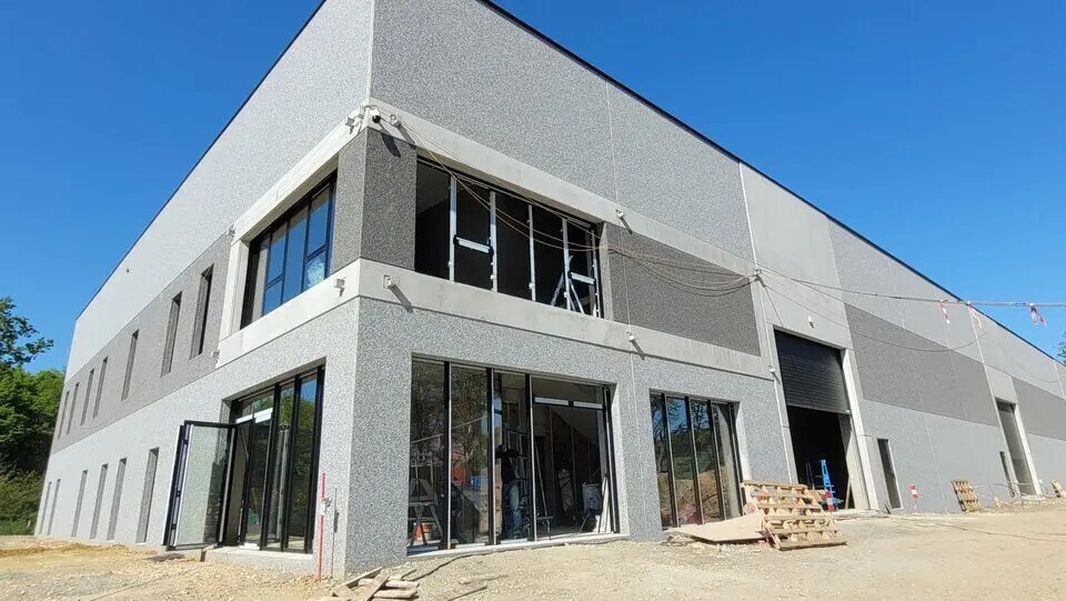 Office in Saint-Étienne-du-Rouvray for lease Building Photo- Image 1 of 10