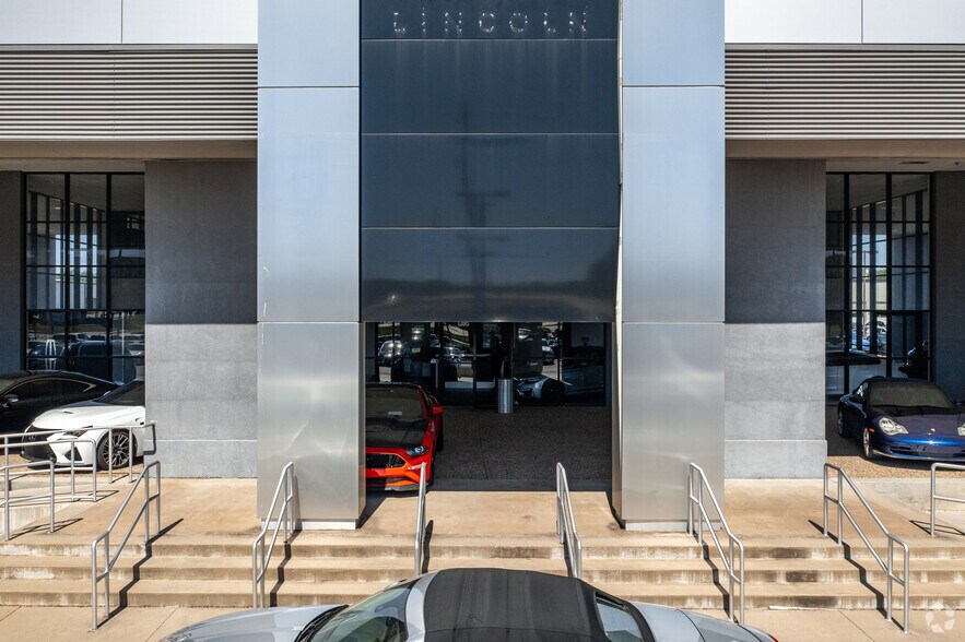 3333 W Plano Pky, Plano, TX for lease - Building Photo - Image 3 of 8