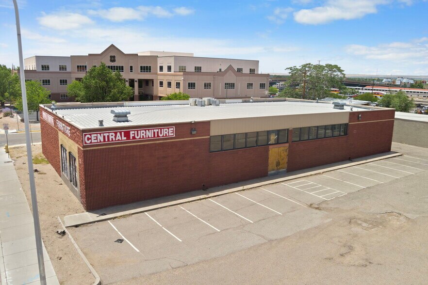 221 Broadway Blvd SE, Albuquerque, NM à vendre - Photo du bâtiment - Image 1 de 1