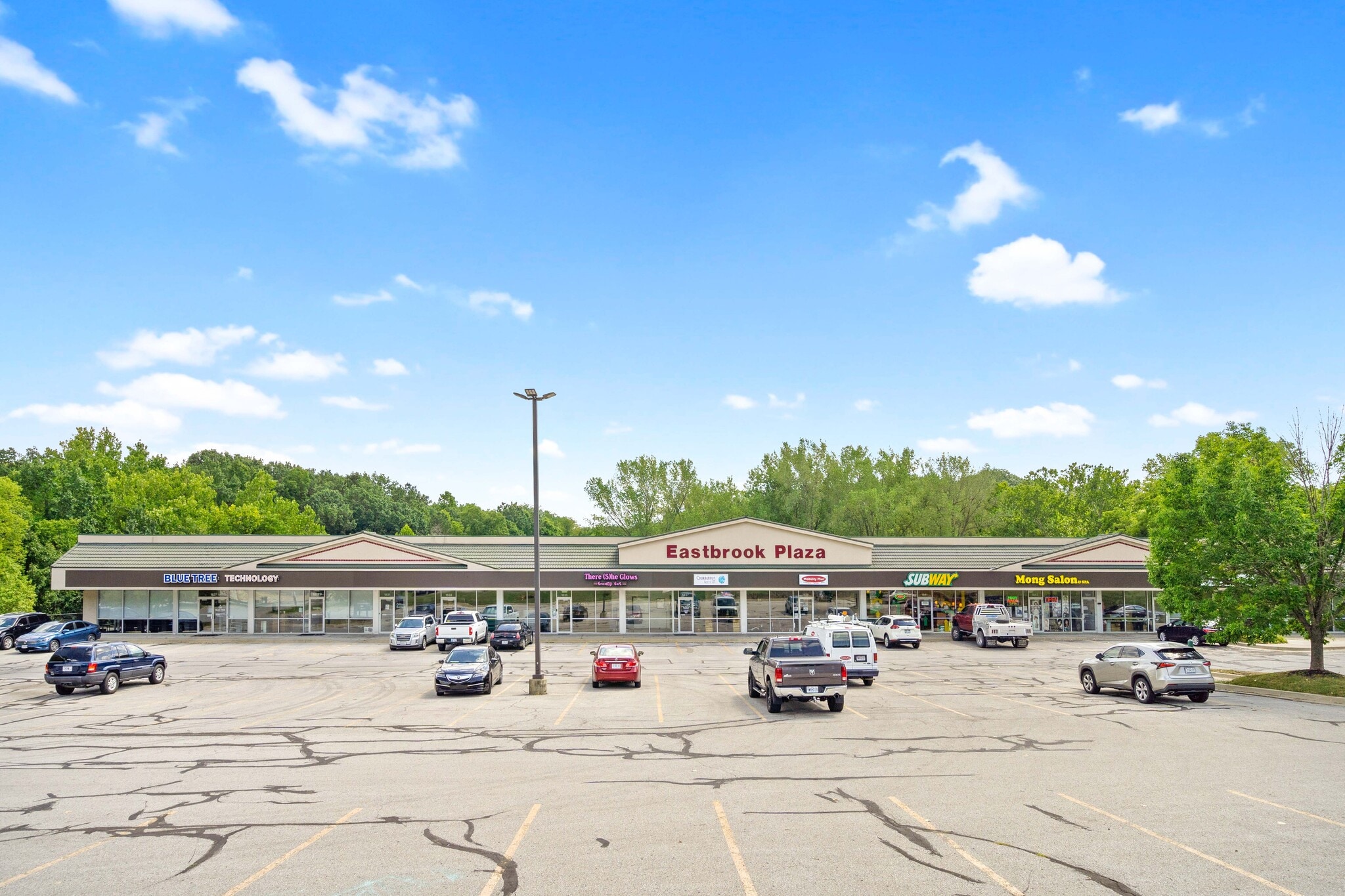 1825-1847 NW Vivion Rd, Kansas City, MO for lease Primary Photo- Image 1 of 9