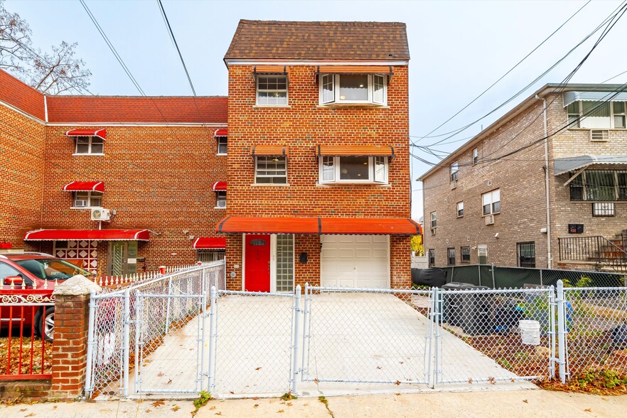 458 Swinton Ave, Bronx, NY à vendre - Photo principale - Image 1 de 44