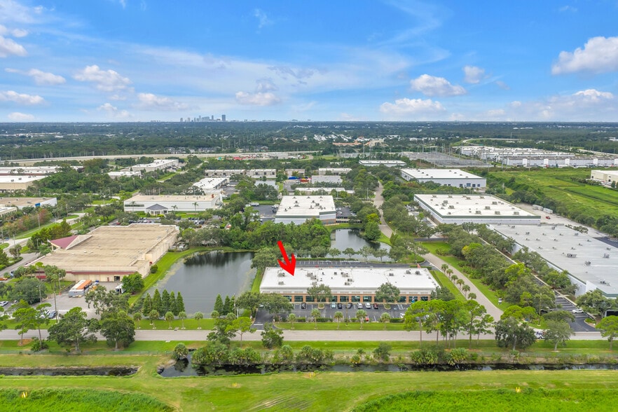 1780 102nd Ave N, Saint Petersburg, FL for lease - Building Photo - Image 2 of 11