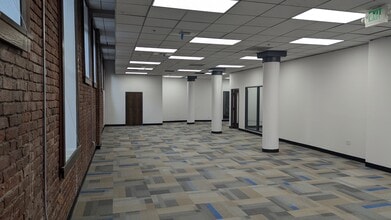 401 2nd Ave S, Seattle, WA for lease Interior Photo- Image 1 of 3