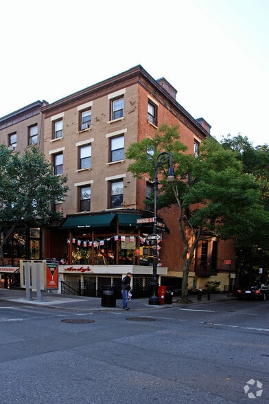 128 Montague St, Brooklyn, NY for lease - Primary Photo - Image 1 of 22