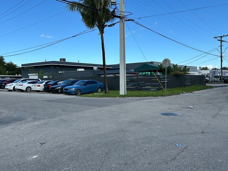 2220 SW 60th Ter, Miramar, FL for sale - Building Photo - Image 2 of 31