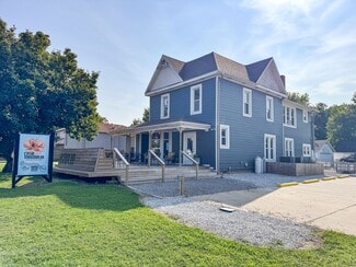 Plus de détails pour 414 S Holcomb St, Springdale, AR - Commerce de détail à vendre