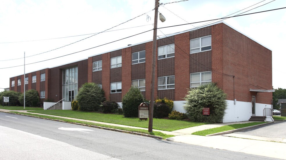 415 N Edgeworth St, Greensboro, NC à vendre - Photo du bâtiment - Image 2 de 8