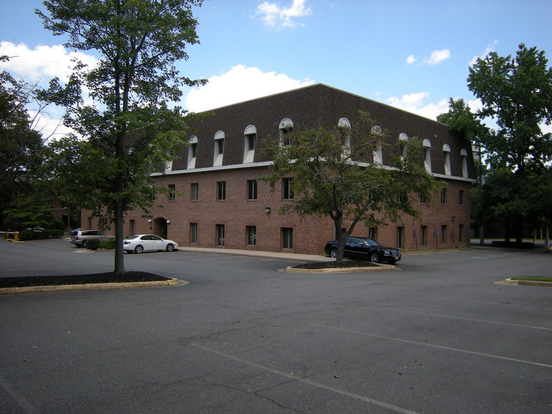 10521 Judicial Dr, Fairfax, VA for sale - Building Photo - Image 3 of 9