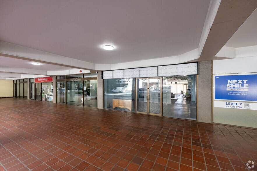 332-342 Oxford St, BONDI JUNCTION à louer - Photo du bâtiment - Image 3 de 4