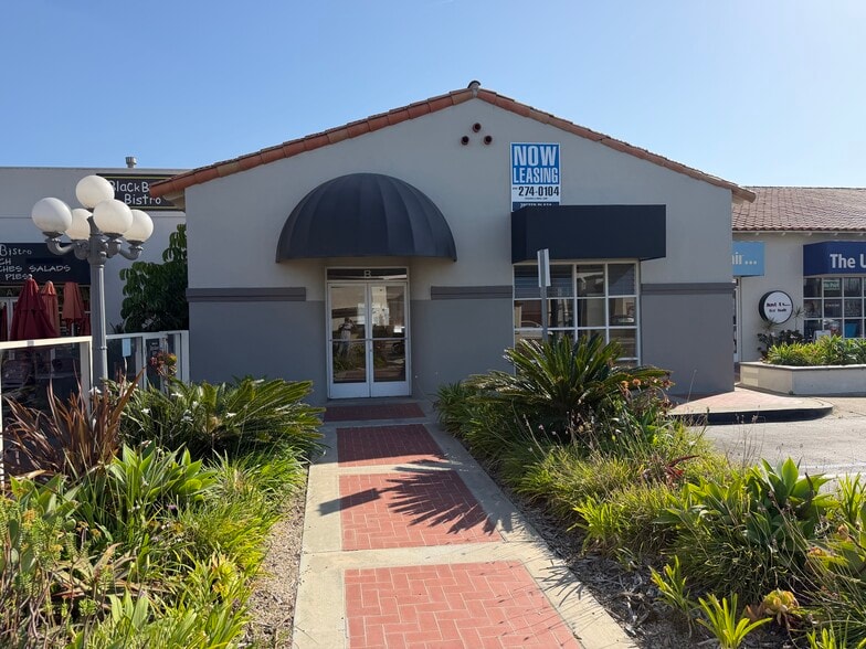 1190-1198 Pacific Coast Hwy, Seal Beach, CA for lease - Building Photo - Image 3 of 15