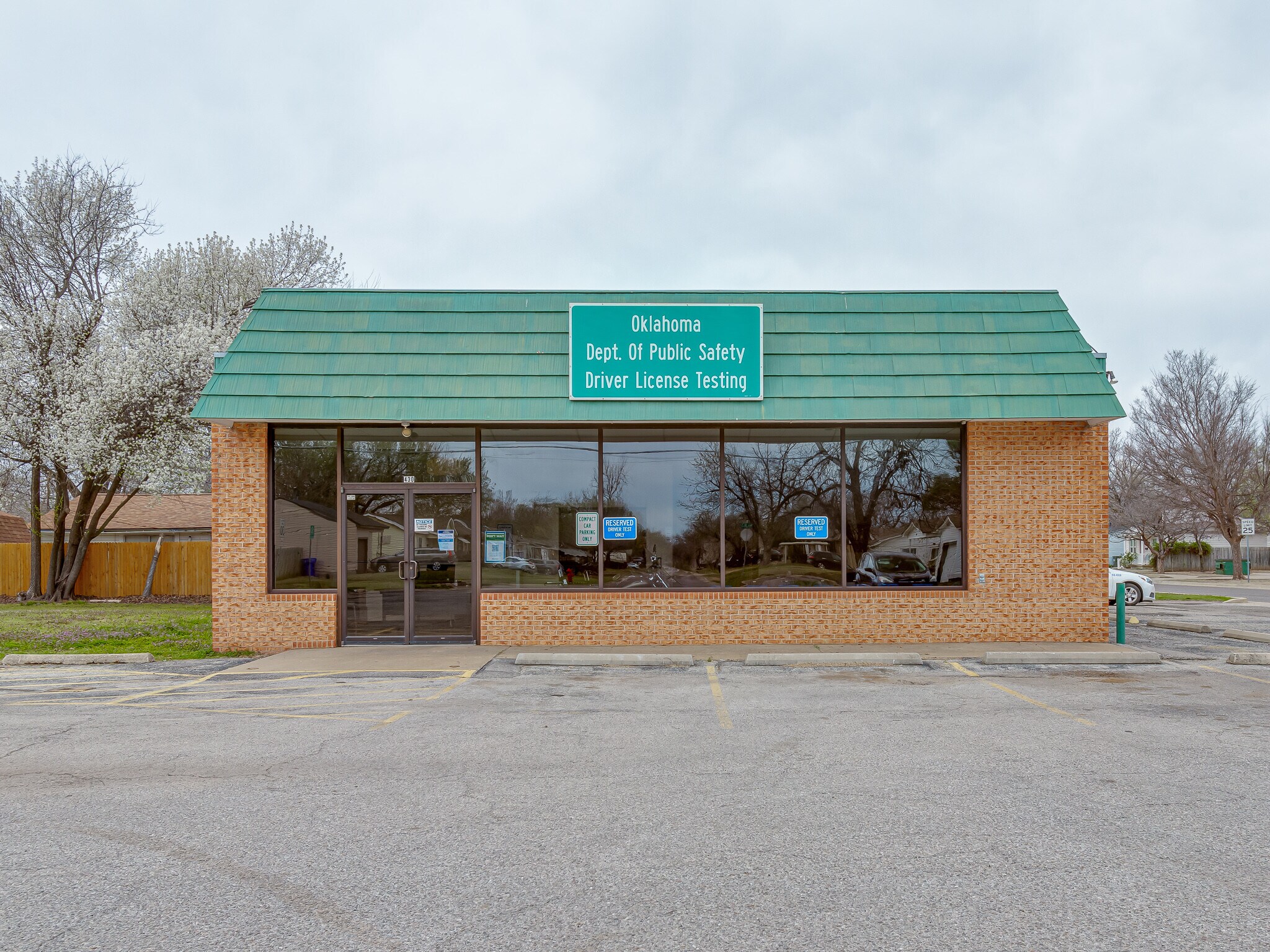 430 N Berry Rd, Norman, OK à louer Photo principale- Image 1 de 26