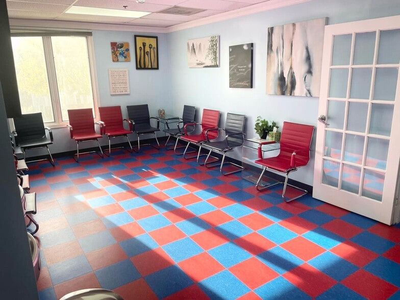 3859-3871 Plaza Dr, Fairfax, VA for sale - Interior Photo - Image 3 of 31